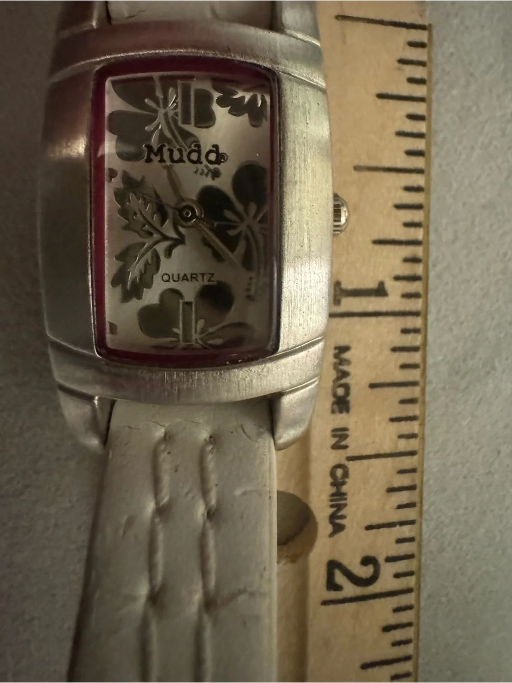 Mudd White Leather Strap Women's Watch with Floral Dial